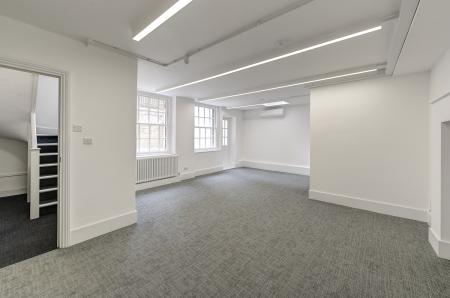 10 buckingham place 375098 office1