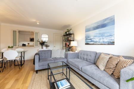 Living Room (1)
