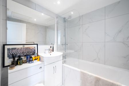 Master bedroonm Ensuite