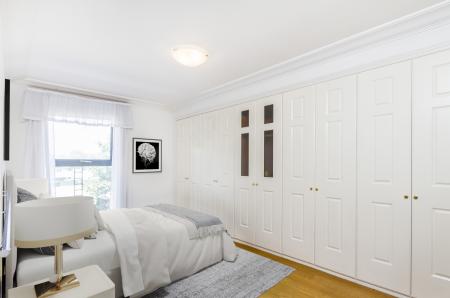 Master Bedroom
This Photo has been virtually stage