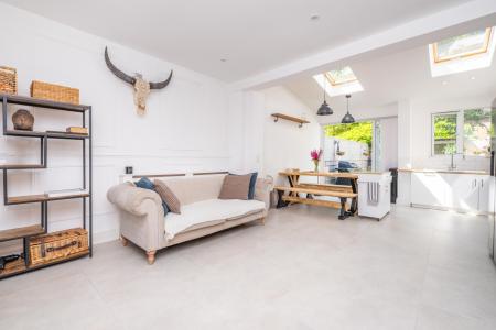 Kitchen/Living Room