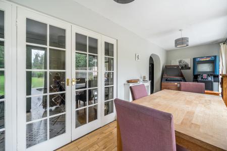 1303424-17-683eec...