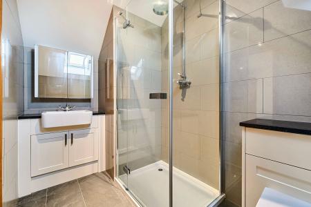 1376005-14-6915d2...