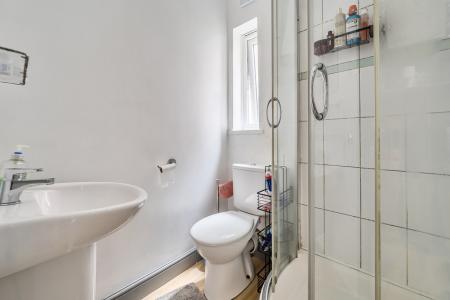 1341933-17-68b1a9...