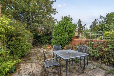 1341933-12-68b1a7...