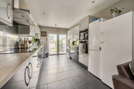 1341947-18-68b1d3...