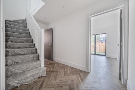 1348533-22-68baeb...