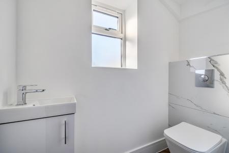 1358821-13-68e3e7...