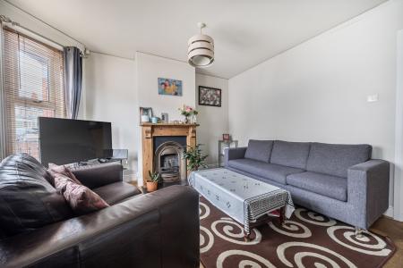 1355419-9-68cbf81...