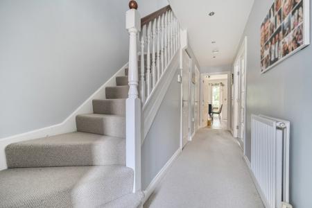 1350184-11-68c83e...