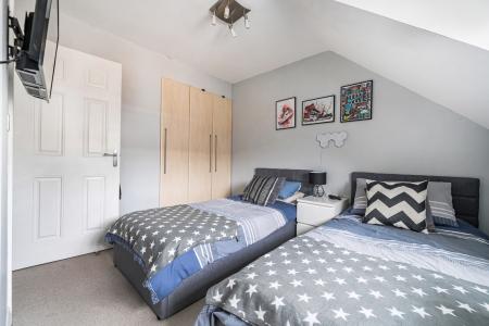 1350184-10-68c83e...