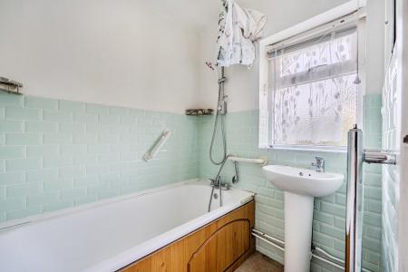 1357962-3-68d3b29...