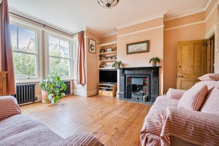 1358700-15-68d26b...