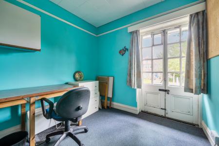 1368968-1-68efa07...