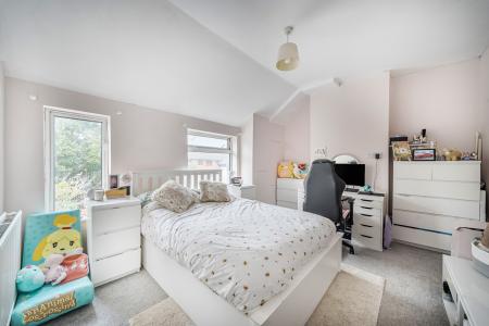 1368856-15-68f282...