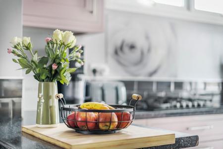 1368856-19-68f282...