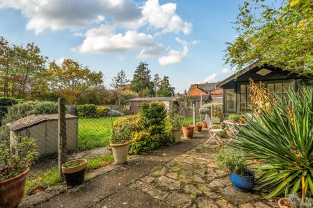 1373407-22-690099...