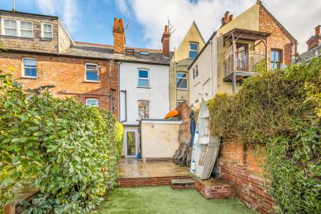 1372797-21-690e00...