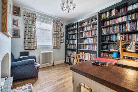 1372797-24-690e01...