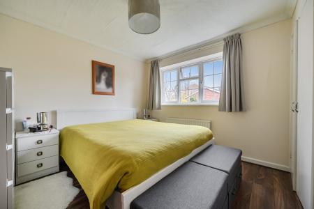 1374623-1-690dc3b...