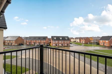 1387564-16-6932d9...