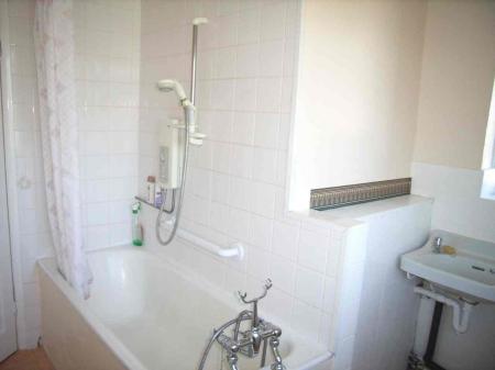 32 barton green bath