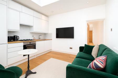Virtual staging kitchen - Green.png