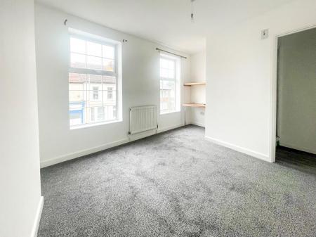 image4