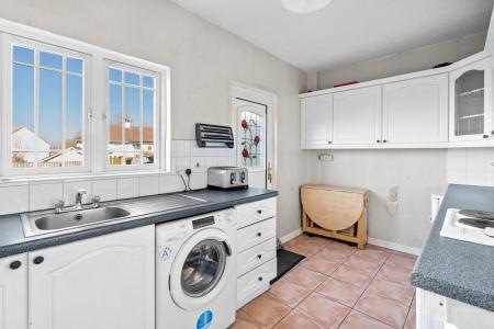 14 Drumman Court, Strabane, BT82 9DU-10.jpg