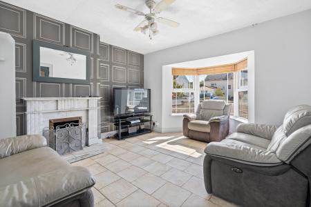 14 Drumman Court, Strabane, BT82 9DU-8.jpg