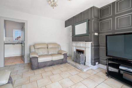 14 Drumman Court, Strabane, BT82 9DU-9.jpg