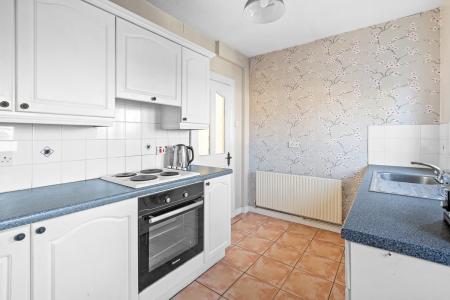 14 Drumman Court, Strabane, BT82 9DU-11.jpg