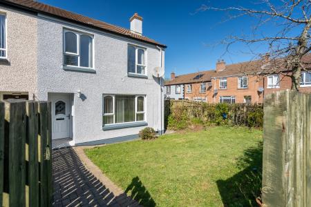 114 Carlton Drive, Strabane, BT82 9PT-3.jpg