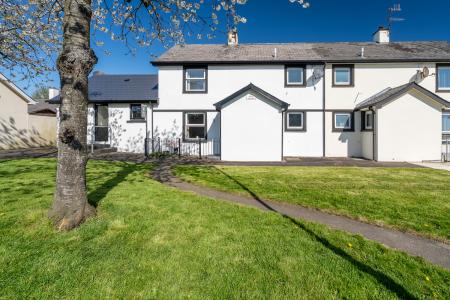 2 Marshalls Row, BT82 9QA-1.jpg
