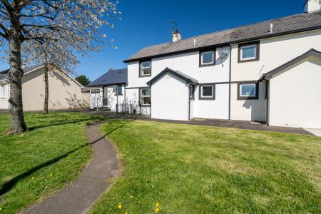 2 Marshalls Row, BT82 9QA-2.jpg