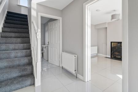 19 Bluebell Avenue, Cullion, BT47 2SH-8.jpg