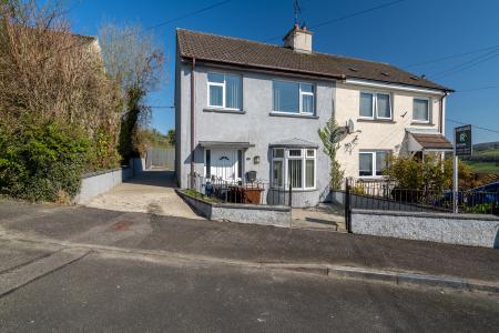 19 Bluebell Avenue, Cullion, BT47 2SH-2.jpg