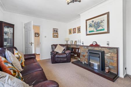 11 Ashgrove Park, Strabane, BT82 9EG-17.jpg
