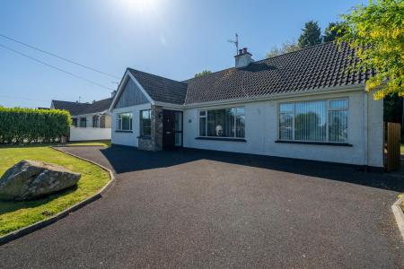 11 Ashgrove Park, Strabane, BT82 9EG-6.jpg