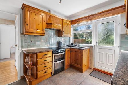 11 Ashgrove Park, Strabane, BT82 9EG-24.jpg