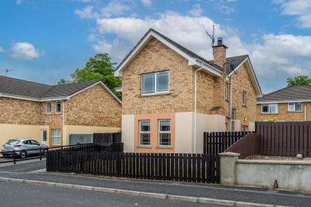 10 Danton Manor, Artigarvan, BT82 0NT-3.jpg