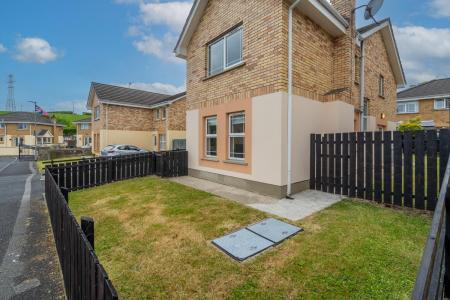 10 Danton Manor, Artigarvan, BT82 0NT-4.jpg