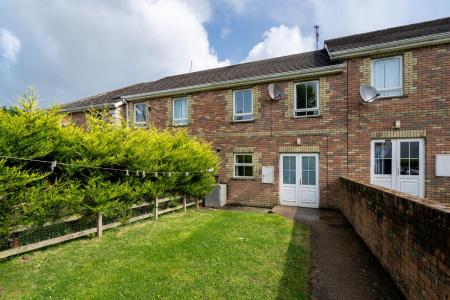 39 Whin View, Strabane, BT82 9TF-4.jpg