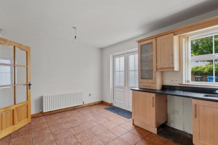 39 Whin View, Strabane, BT82 9TF-12.jpg