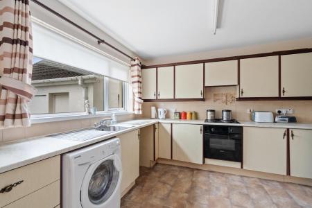 3 Castle AVE, Castlederg BT81 7BF-6.jpg