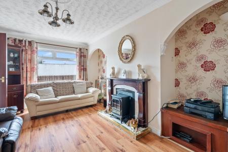 3 Castle AVE, Castlederg BT81 7BF-10.jpg