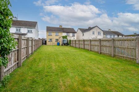 14 Meadow Crescent, Sion Mills, BT82 9QE-5.jpg