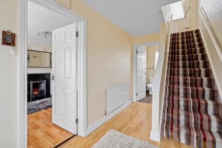 14 Meadow Crescent, Sion Mills, BT82 9QE-6.jpg