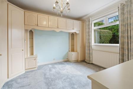 22 Glen Rd, Strabane, BT82 8BX-23.jpg