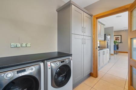 76 Derry Road, Strabane, BT82 8LD - Interior-33.jpg